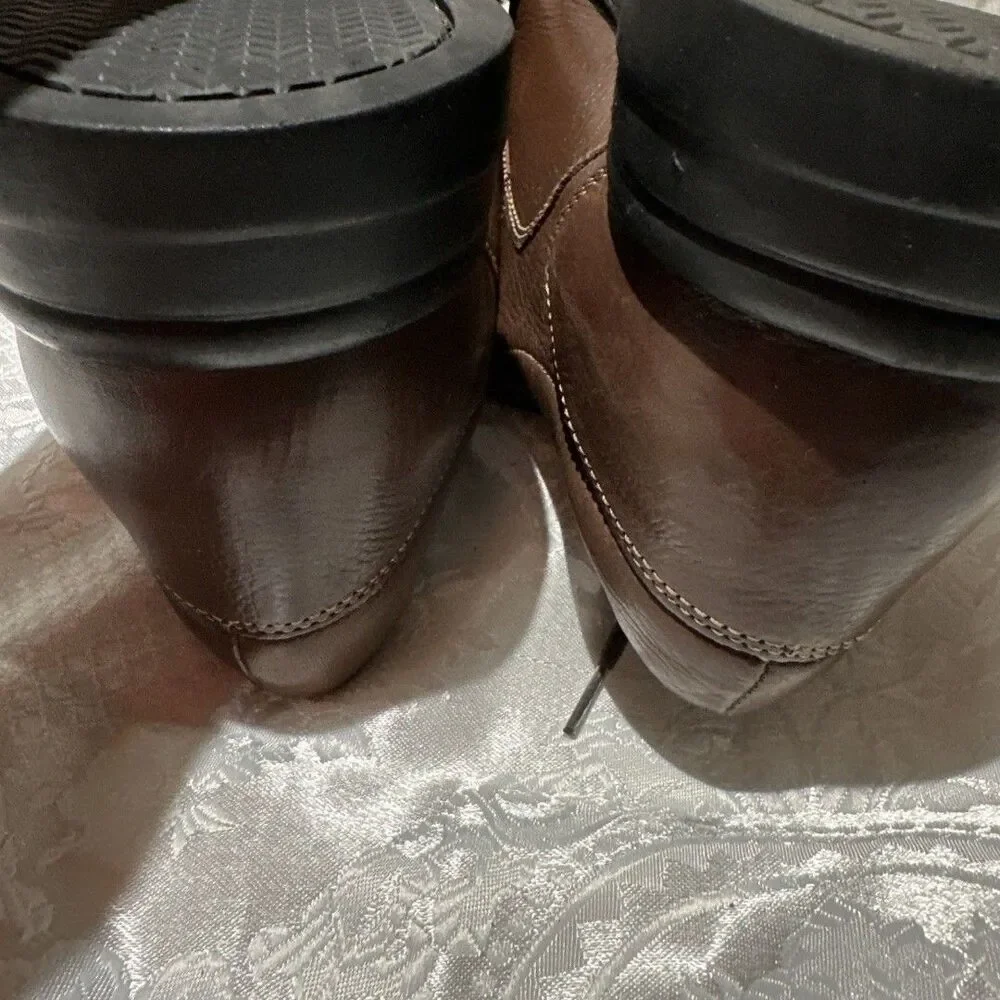JOHNSTON & MURPHY Sheep Skin Leather Shoes Made In Brazil- Brown- Size 10.5
